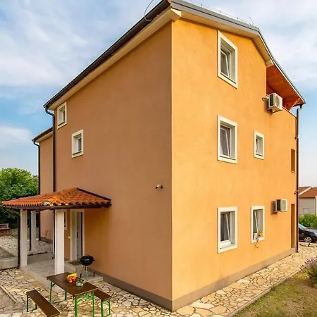 Apartament Julijana *