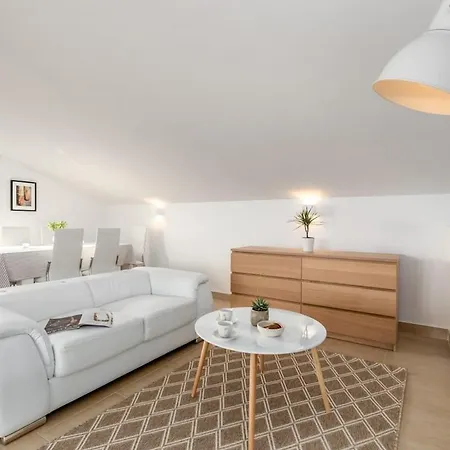 Apartament Julijana