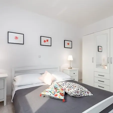 Apartament Julijana *