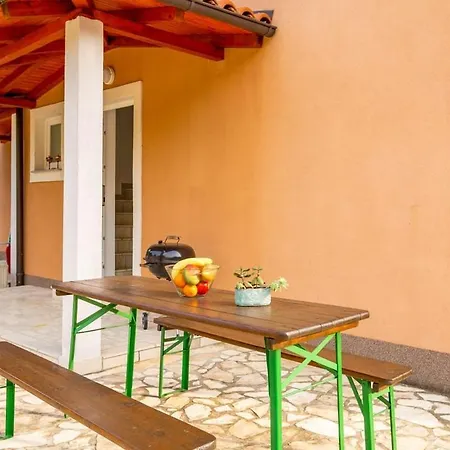 Julijana Apartament Dramalj
