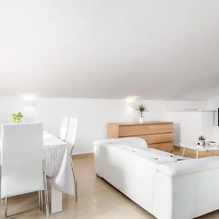 Julijana Apartament *